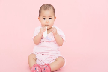 12月5日出生的小孩起名 生辰八字起名